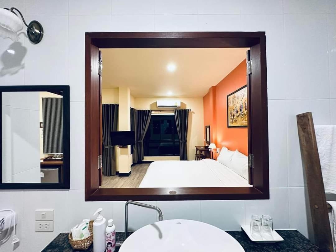 Baan Sakuna Hotel Chiang Khong Exterior photo