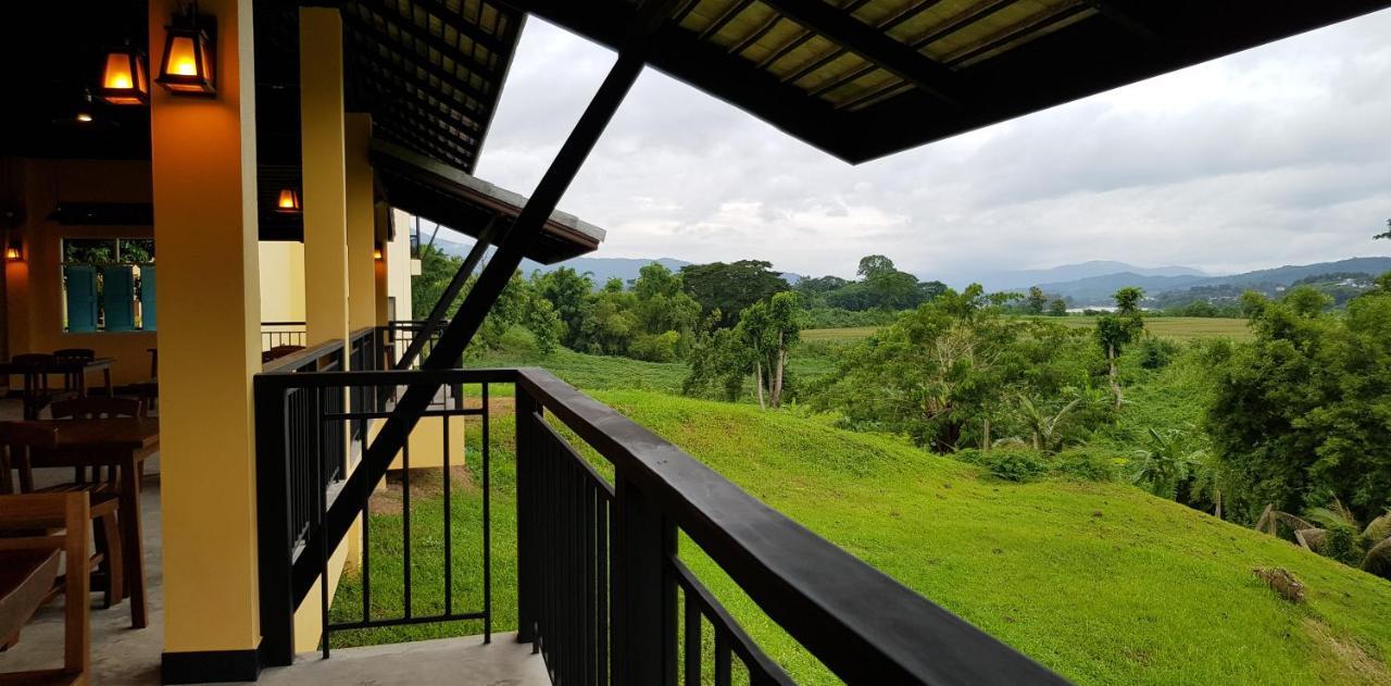 Baan Sakuna Hotel Chiang Khong Exterior photo