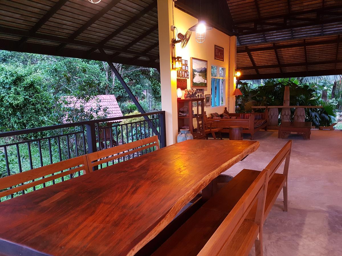 Baan Sakuna Hotel Chiang Khong Exterior photo