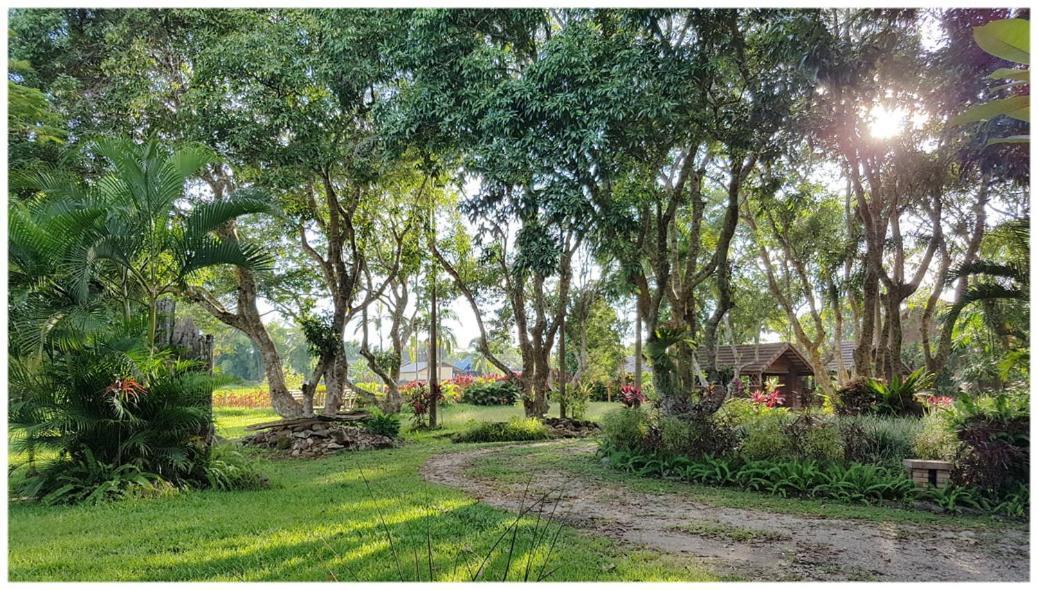 Baan Sakuna Hotel Chiang Khong Exterior photo